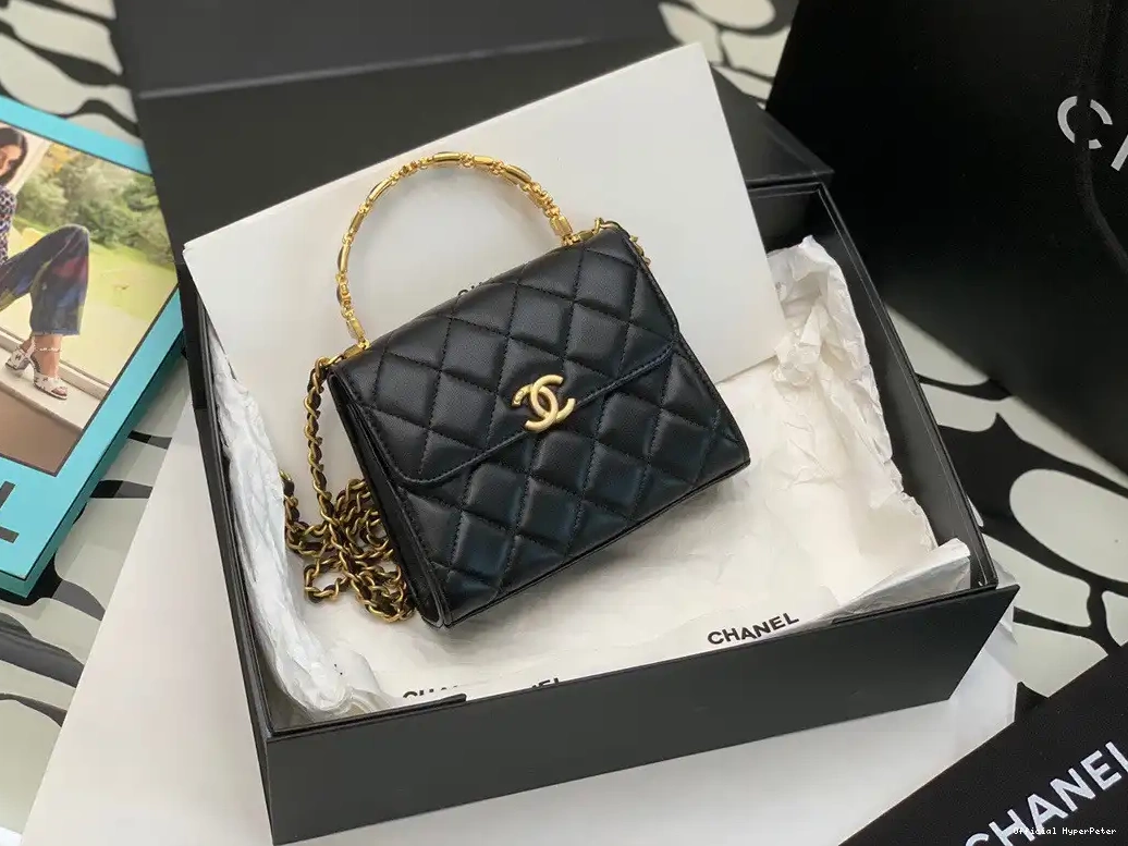 Hyper Peter CHANELUTCH CHAIN CHANEL WITH 0524